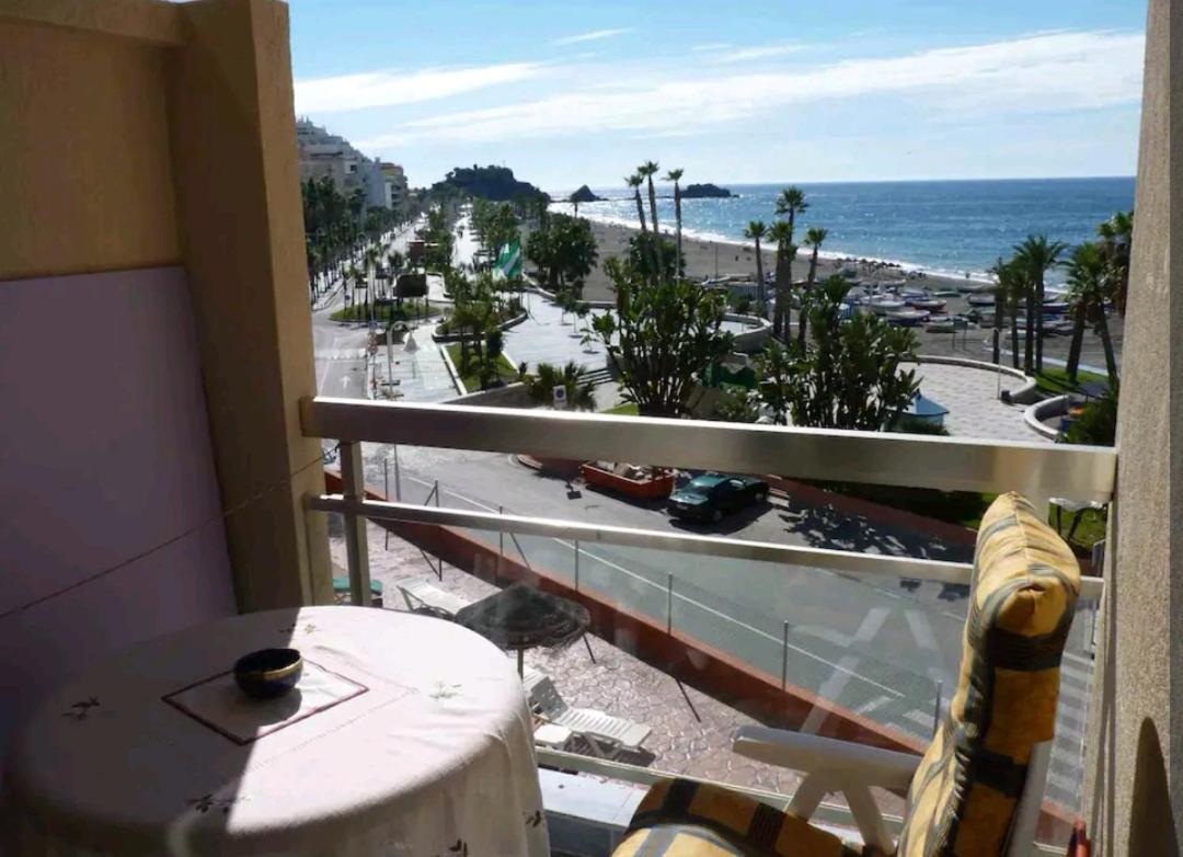 Coqueto Estudio Frente Al Mar. 阿尔姆尼卡 外观 照片